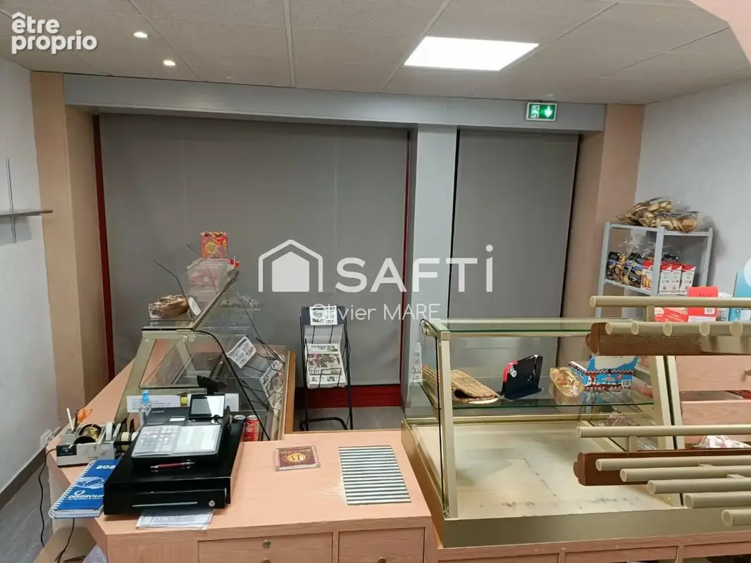 Local commercial 210 m² · à Ger · 210 m² · 79 000 €