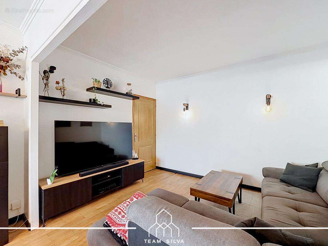 Maison 80 m² à Irigny  - photo 20