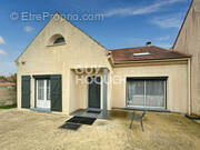 Maison à TOURNAN-EN-BRIE