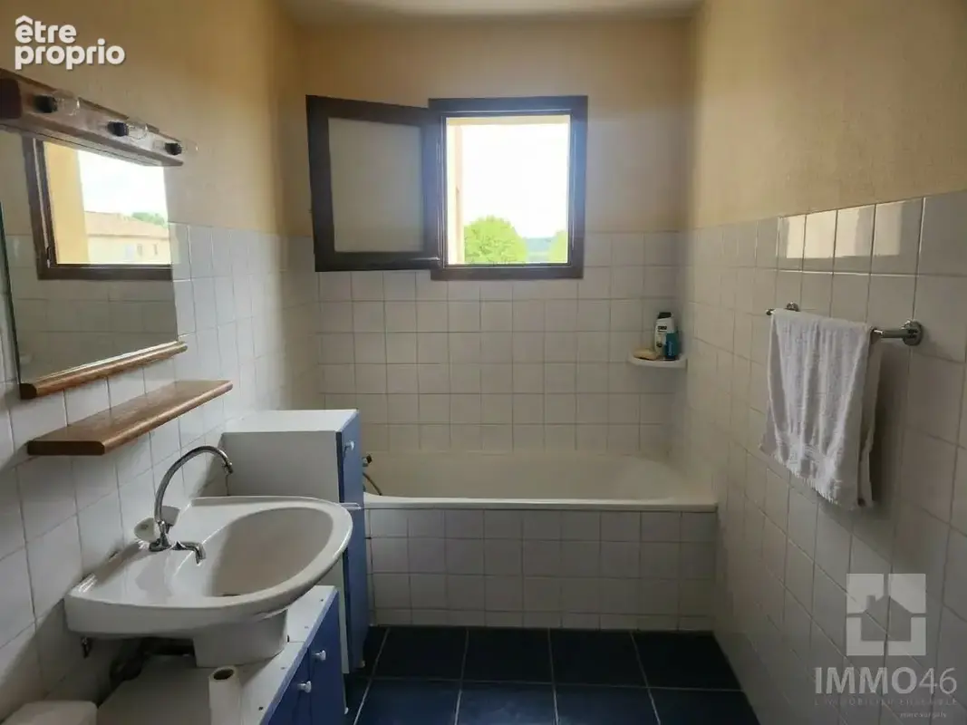 Appartement 2 pièces 38 m² à vendre à Cahors (46000) - photo 4
