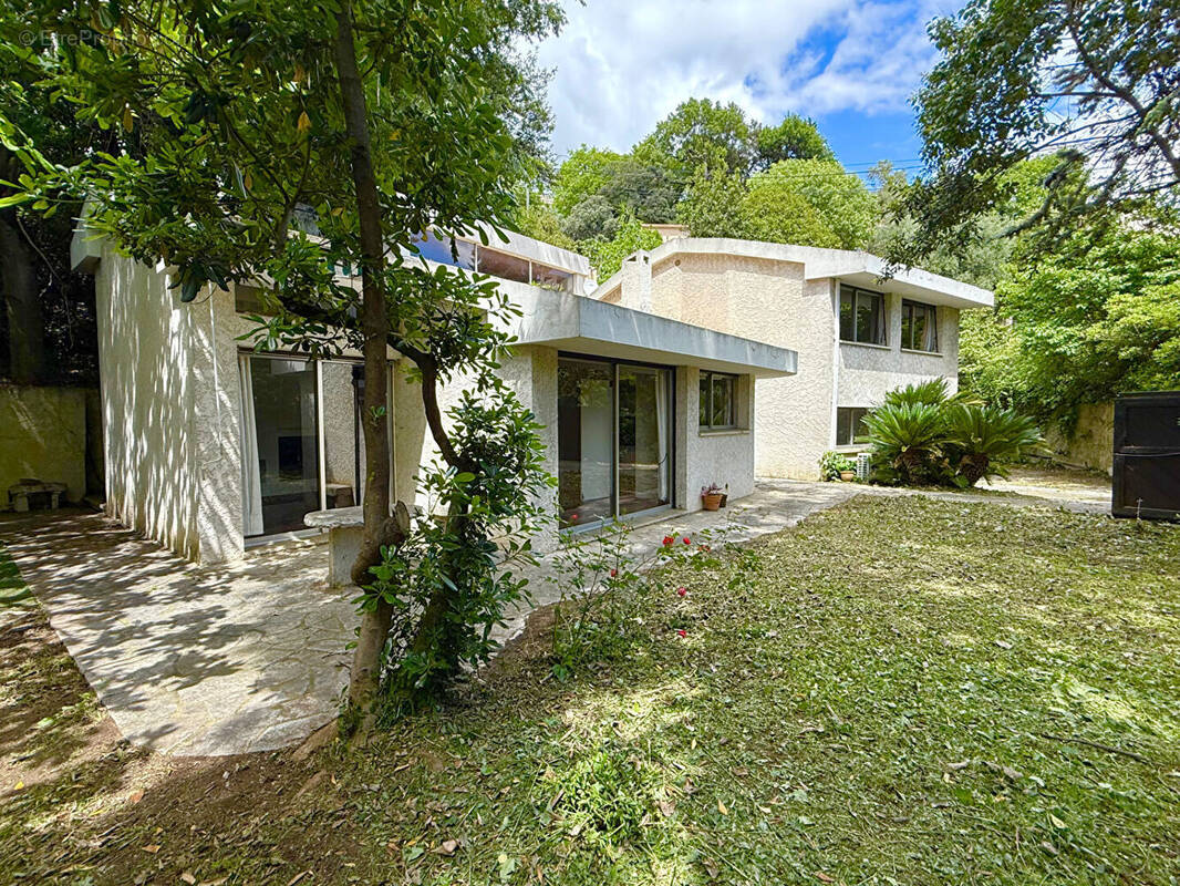 Maison à GRASSE