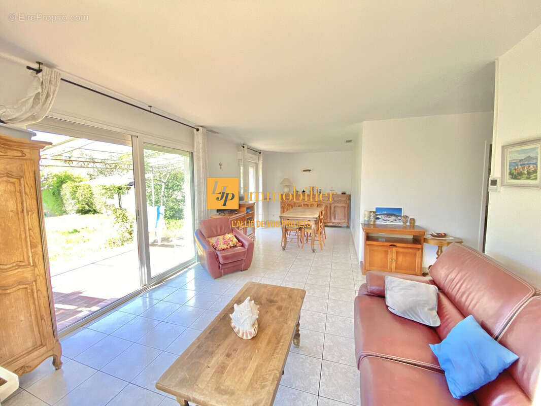 Maison à LES MATELLES