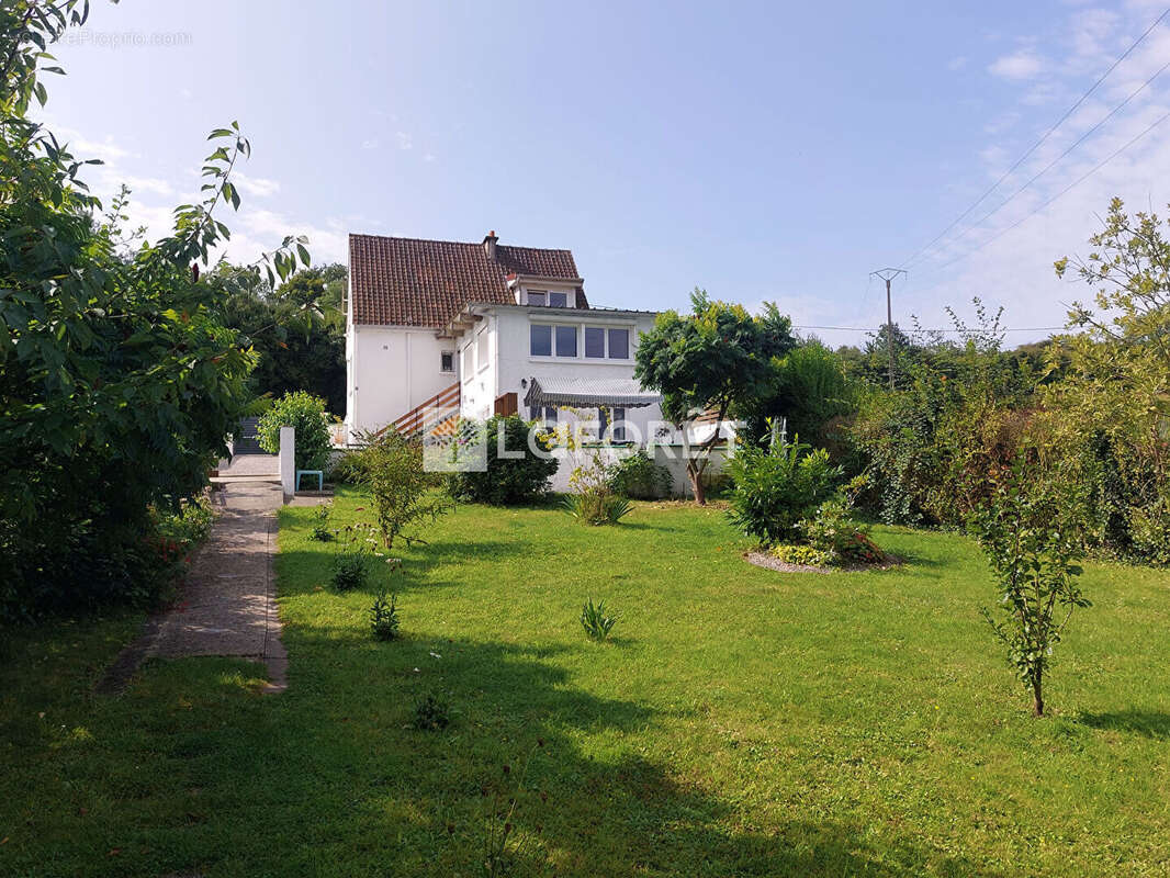 Maison à DOMPIERRE-SUR-AUTHIE