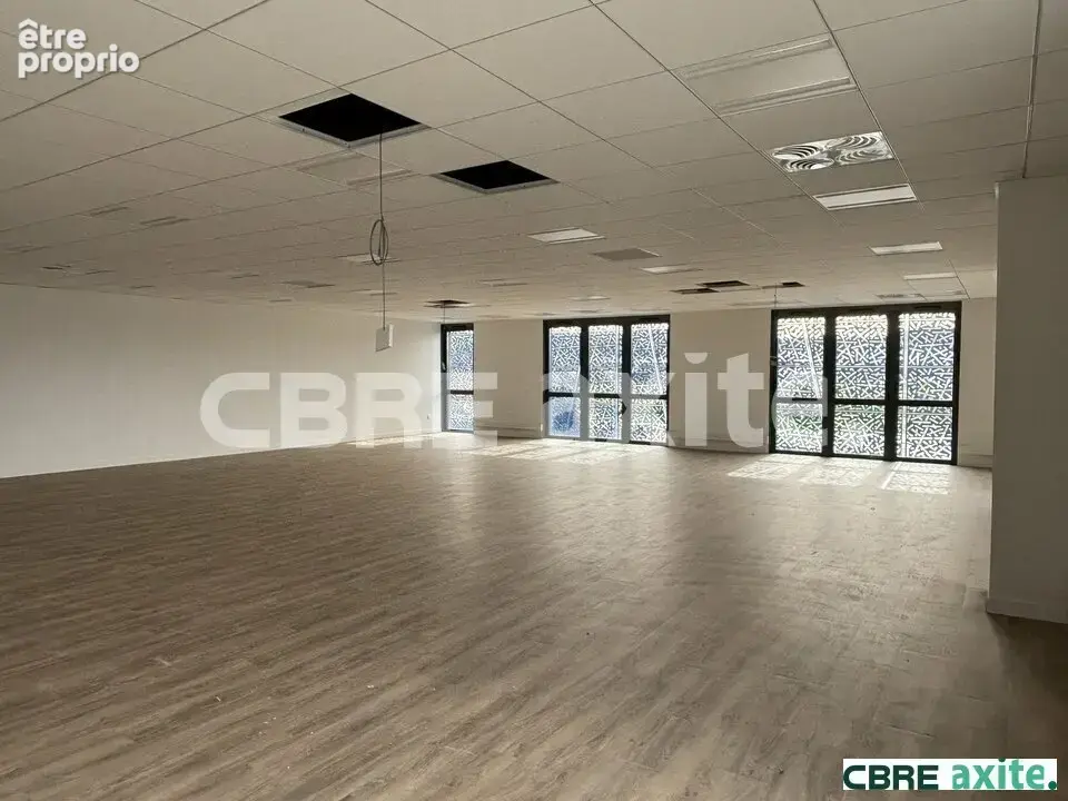 Commerce 168 m² à vendre à Vaulx-Milieu (38090) - photo 4