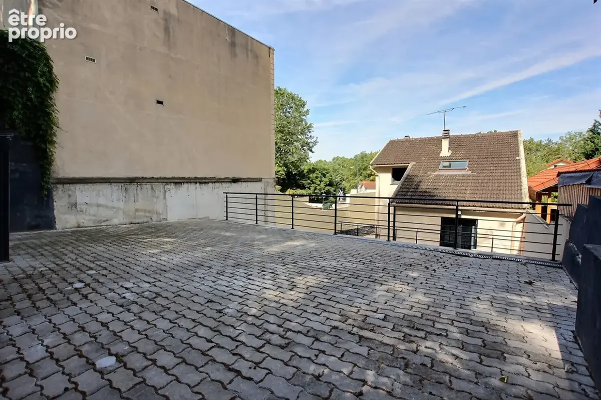 Pantin  maison familiale de 117 m² avec deux terrasses - photo 4