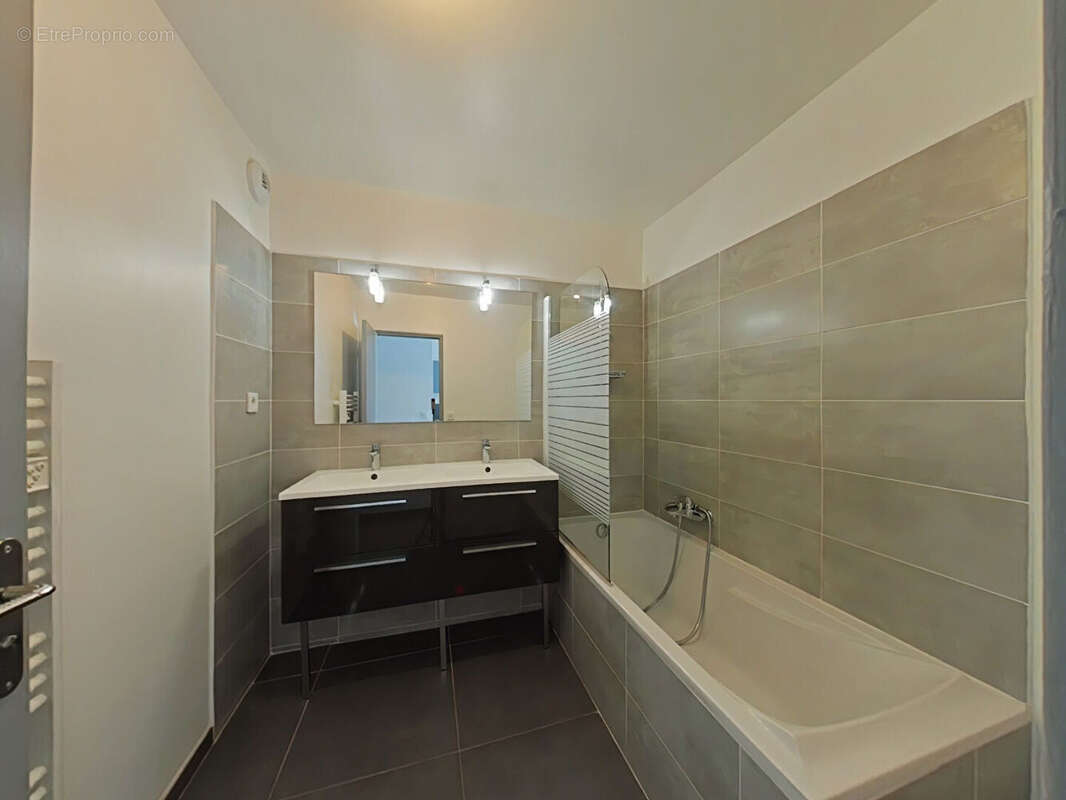 Rare : Appartement T3 "Esprit Maison" avec Jardin de 88 m² - photo 8