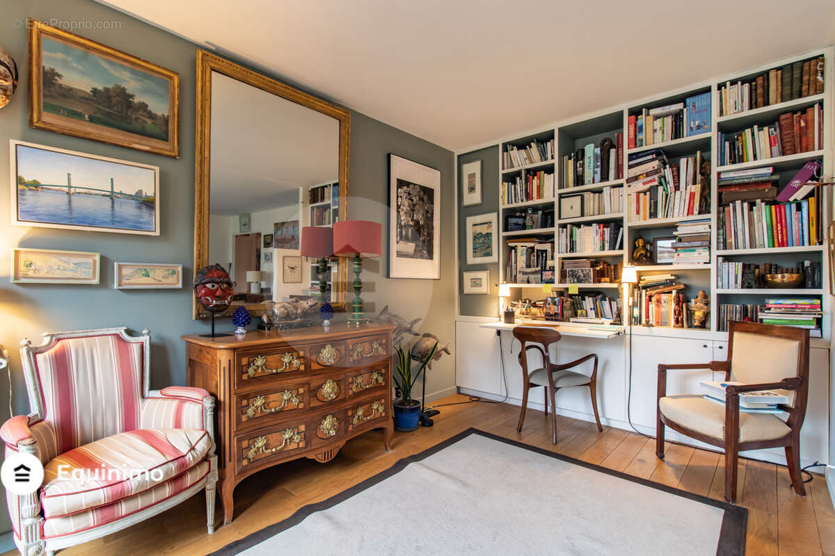 Appartement à PARIS-15E