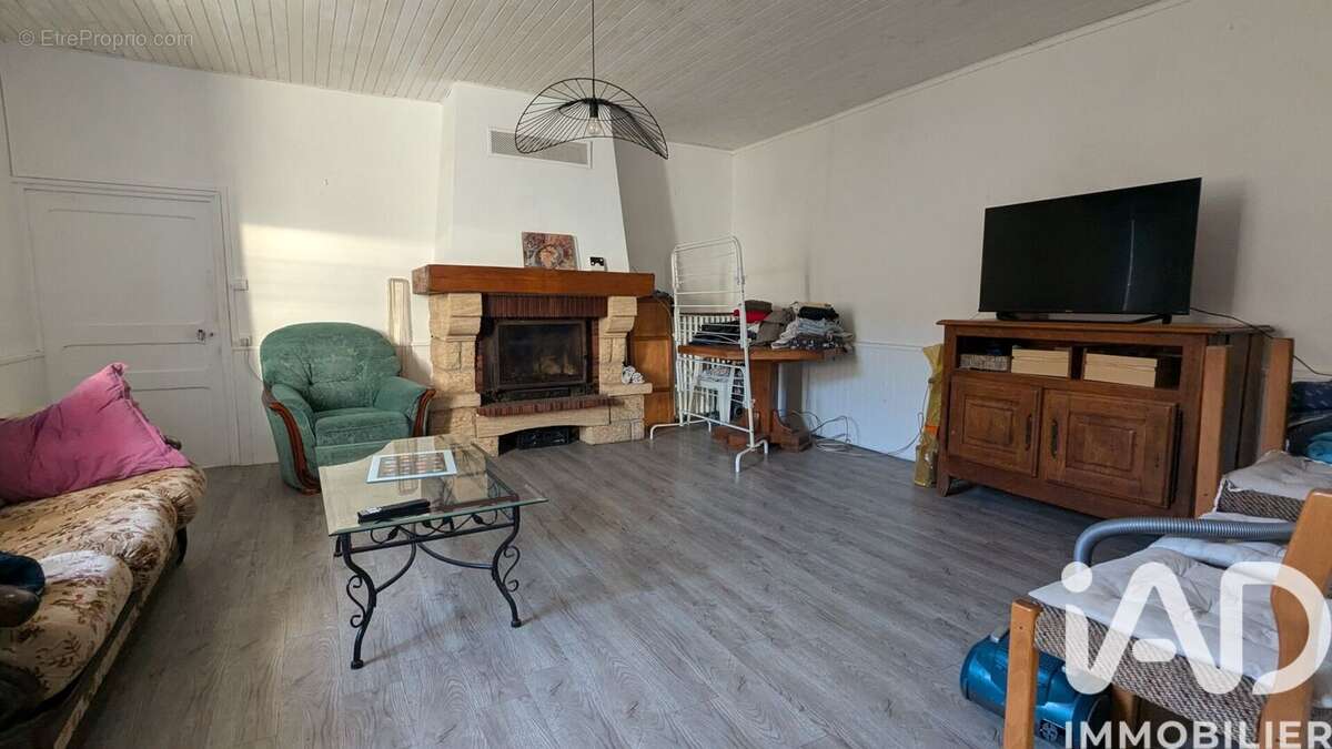 Maison 114 m² à Vallan  - photo 5