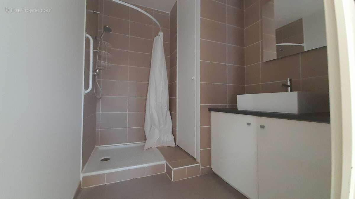 Appartement à CASTELNAU-LE-LEZ