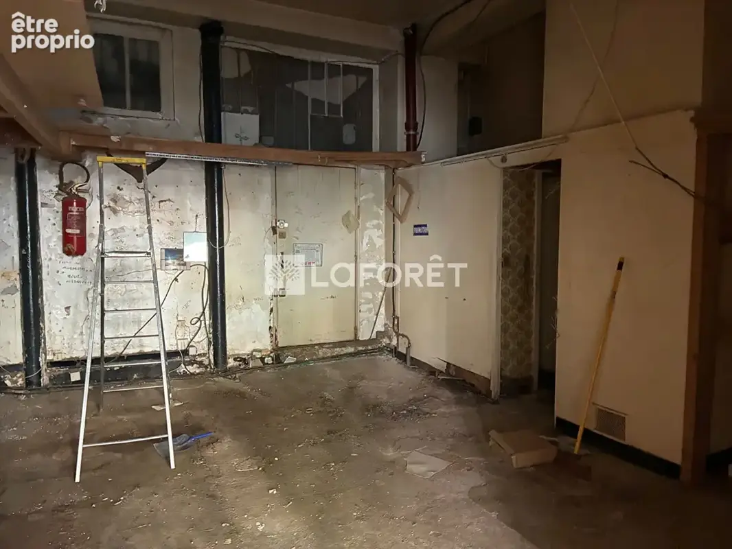 Local commercial Paris 64,2 m2 - photo 4