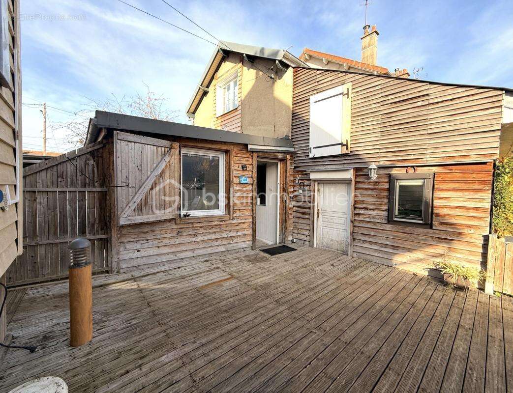 Maison à CHAMPAGNE-SUR-SEINE