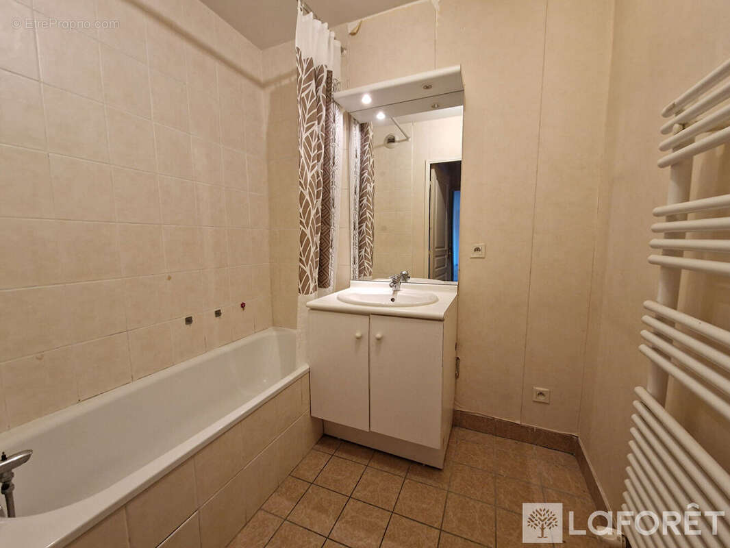 Appartement à OULLINS