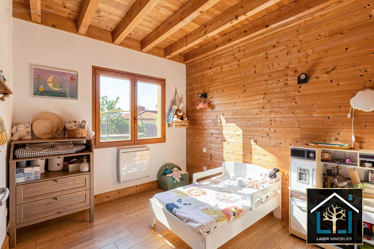 Maison bressolles 183 m² - photo 14
