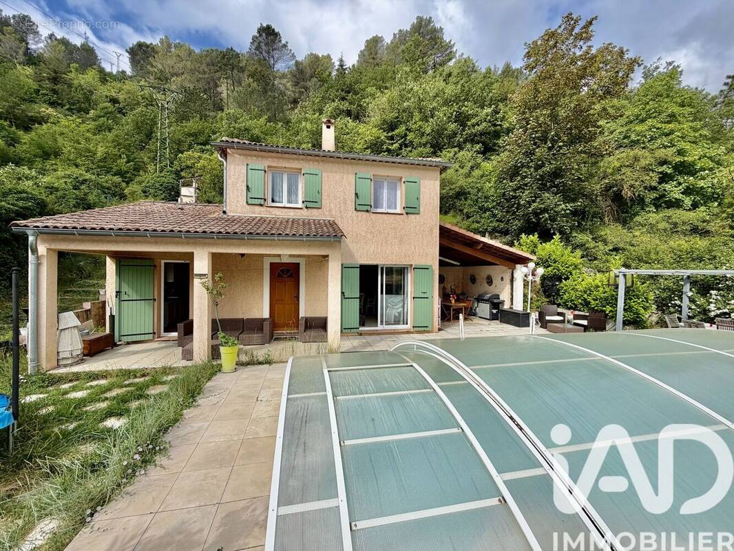 Photo 1 - Maison à L'ESCARENE