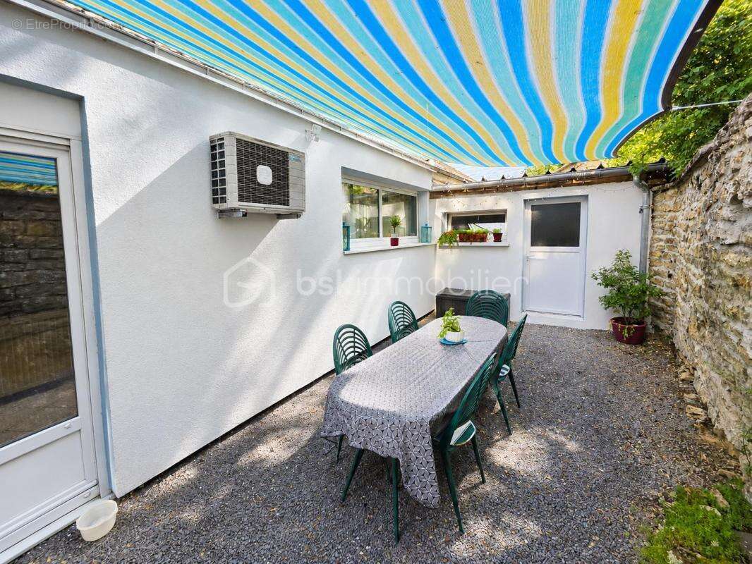  Arreux Rare sur le secteur, confort, luminosité et tranquillité pour cette maison - photo 10