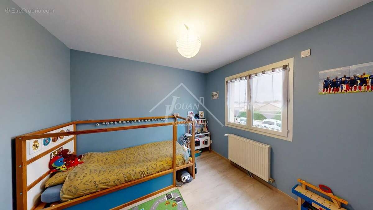 Maison à BROUT-VERNET