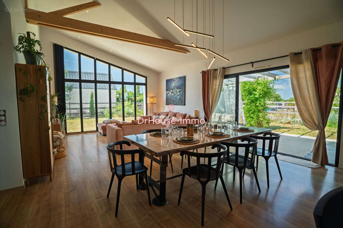 Maison 156 m² à Sainte-Honorine-Du-Fay  - photo 34