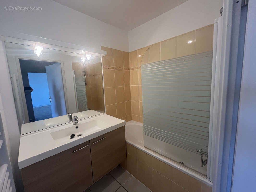 Appartement T2 à vendre à Saint-Avé Centre   Terrasse, Garage et Parking - photo 5