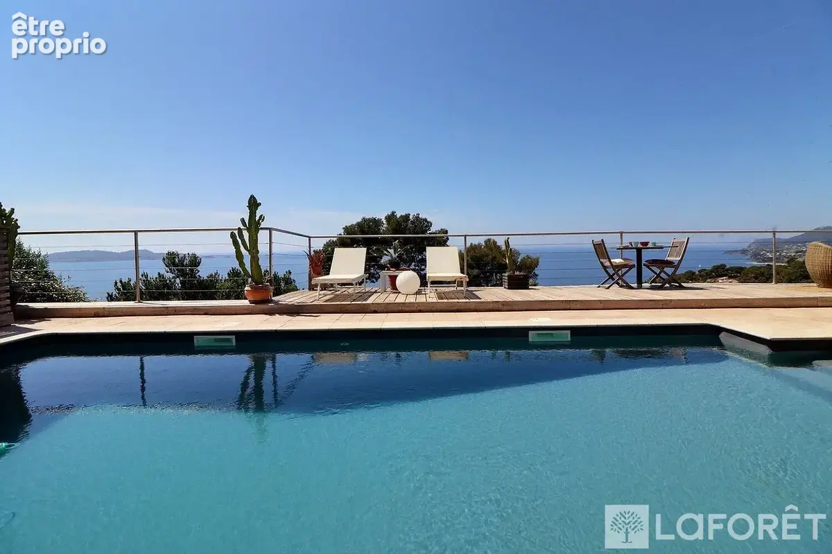 Carqueiranne Maison 200 m2-Vue Mer exceptionnelle panoramique - photo 2