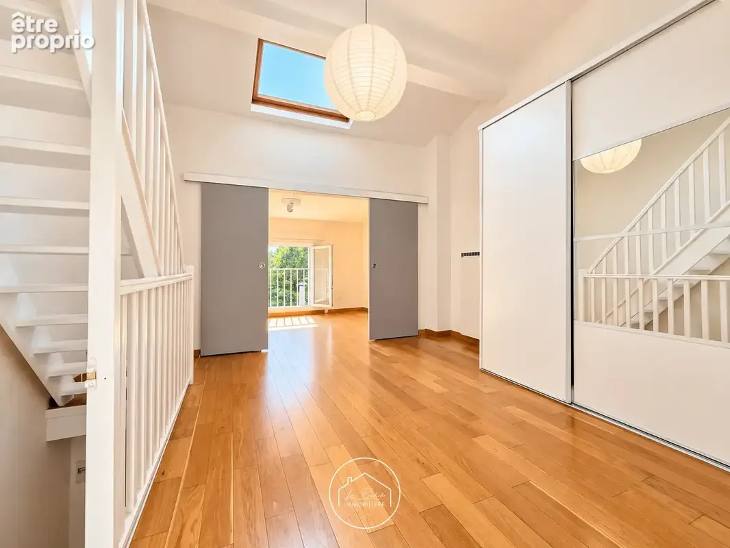 GÉMENOS au cœur du village   Charmant triplex 4 pièces de 91.56 m2. - photo 10