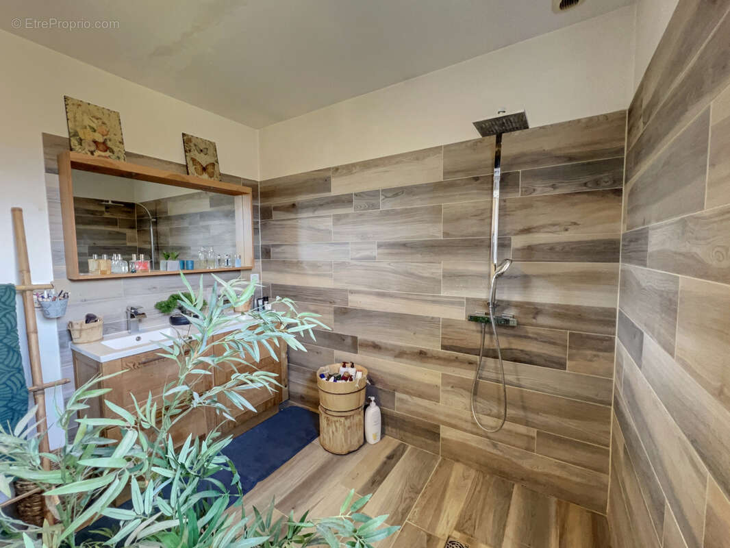 Maison à LOGRIAN-FLORIAN