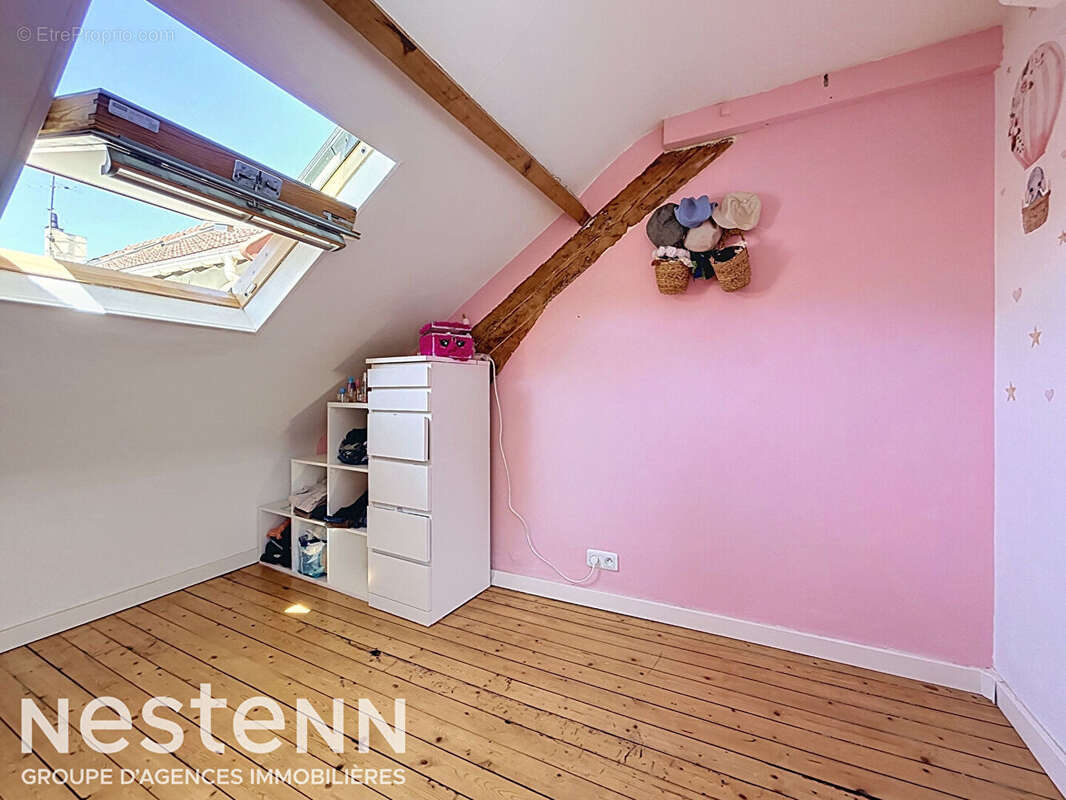 Charmante maison familiale de 85 m² avec sous-sol total et grand garage - photo 14