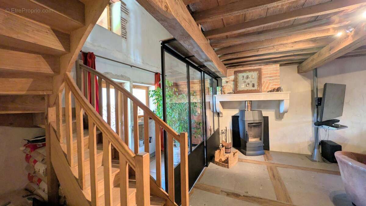 Photo 2 - Maison à BOURG-EN-BRESSE