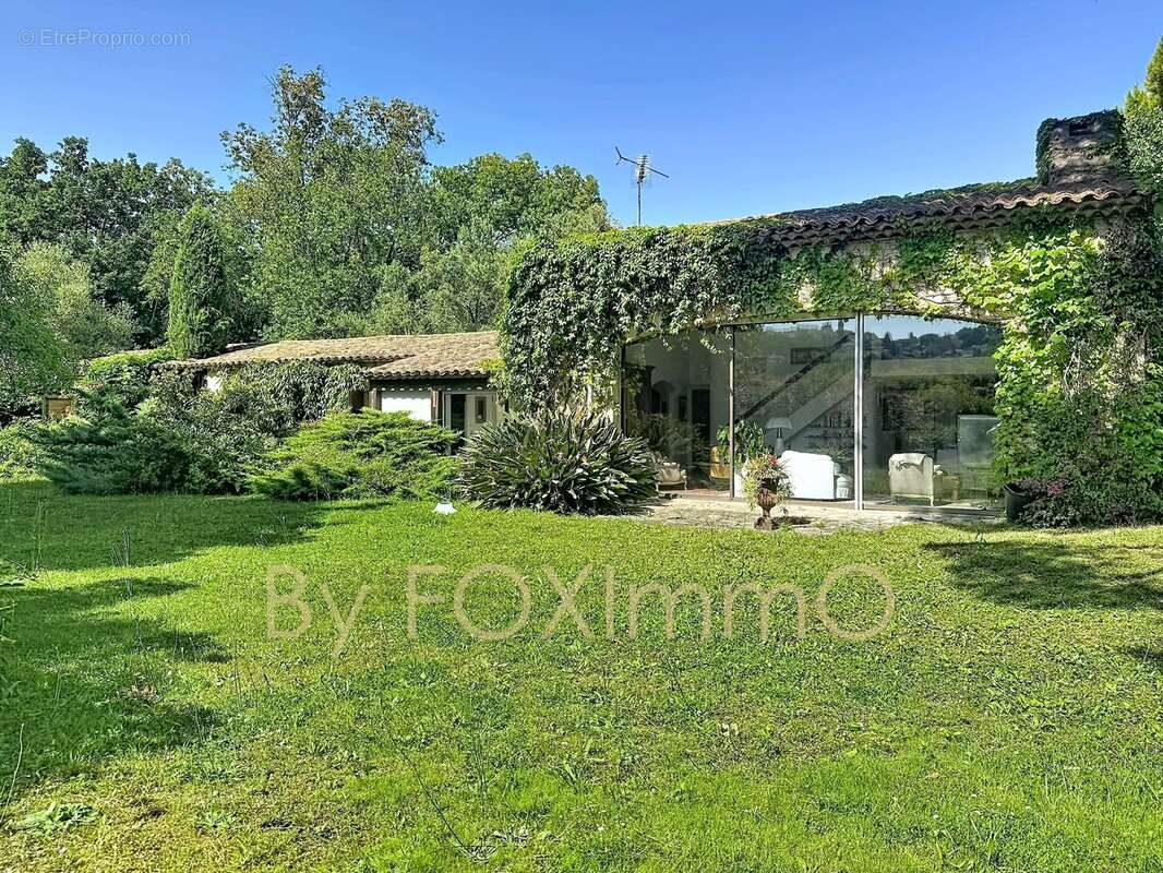 Maison à MOUGINS