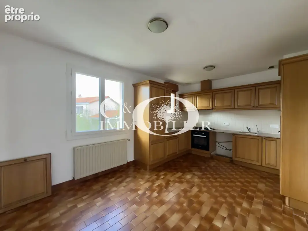 Maison 3 chambres + un bureau - garage et 622 m2 de terrain - photo 5