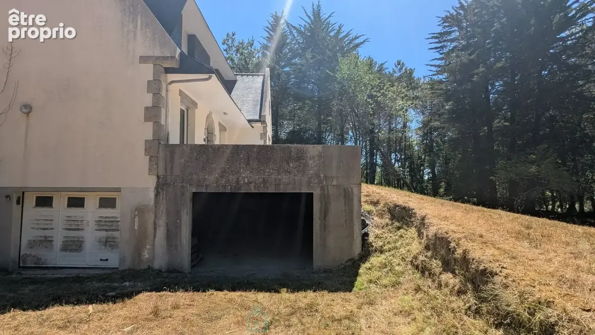 Maison familiale de 5 chambres à rénover  Sous-sol complet  Terrain de 8 291 m²  À 1,6 km de la Petite Mer de Gâvres - photo 18