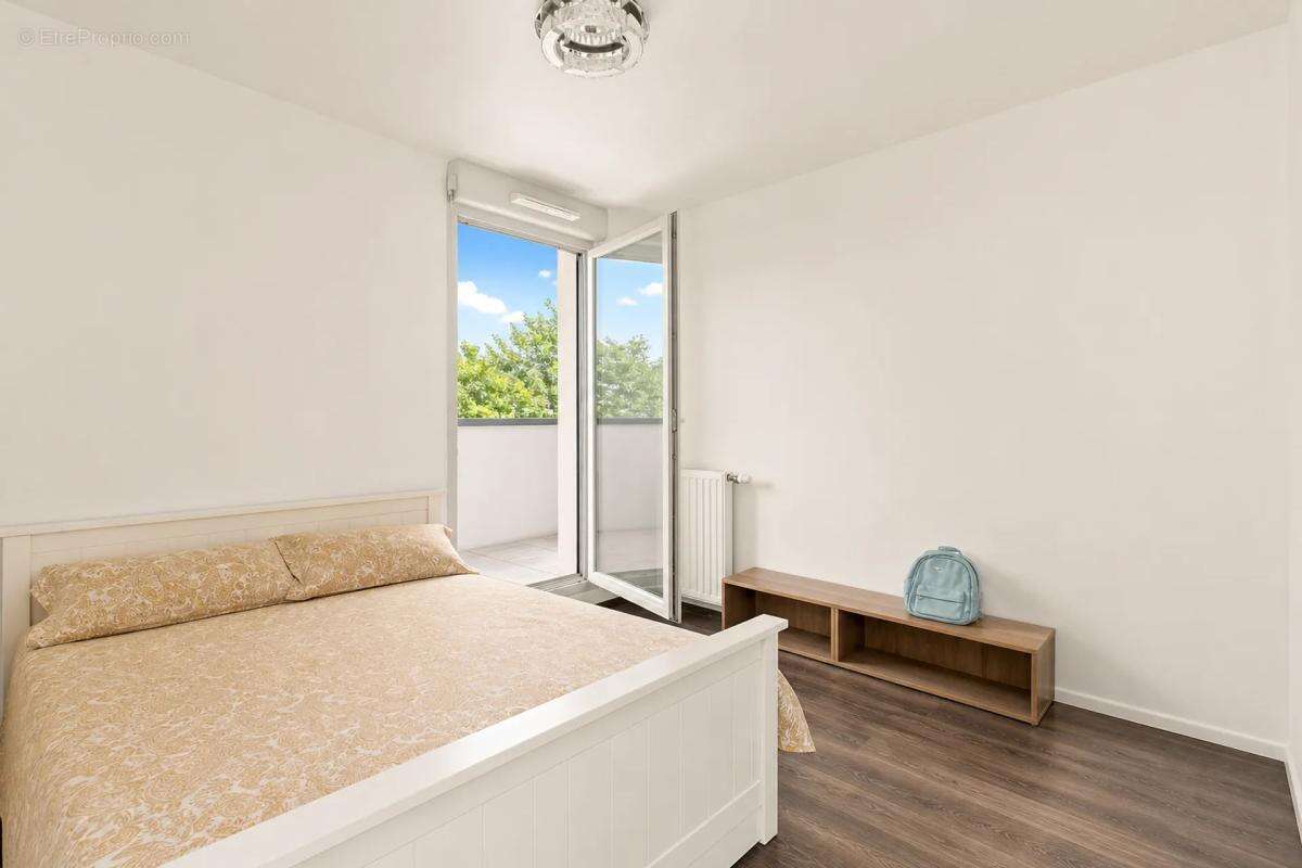 Appartement T4 lumineux – Lyon 8 proximité Galeries Lafayette et métro / tram - photo 8