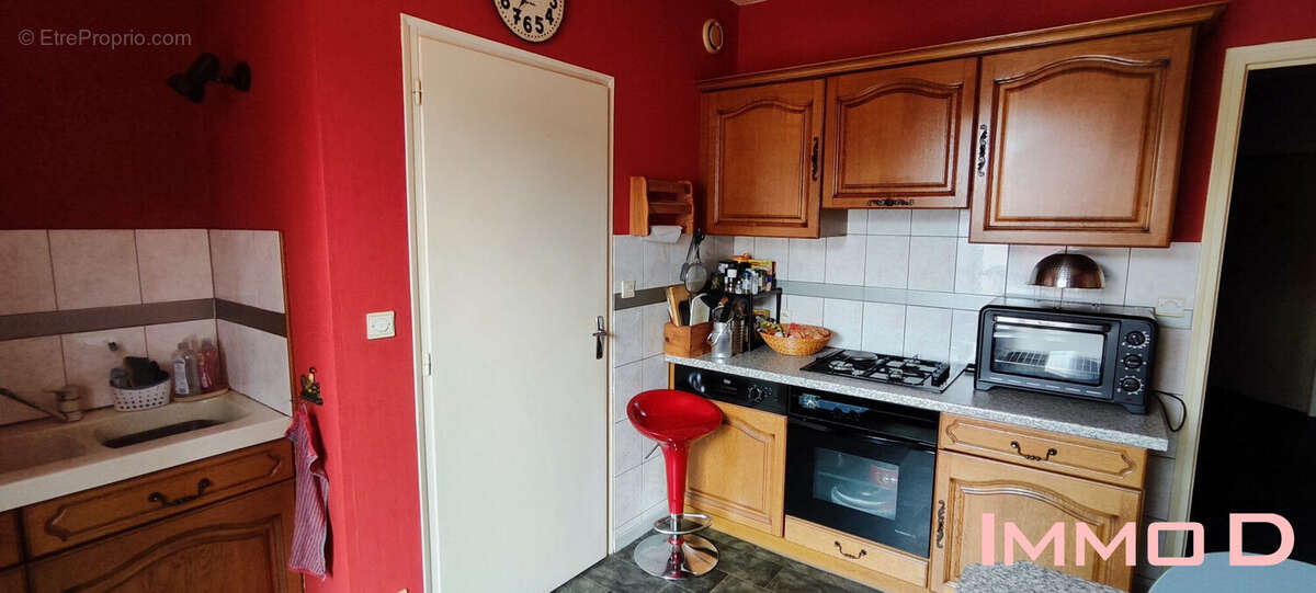 Appartement 79 m² à Thaon-Les-Vosges  - photo 4