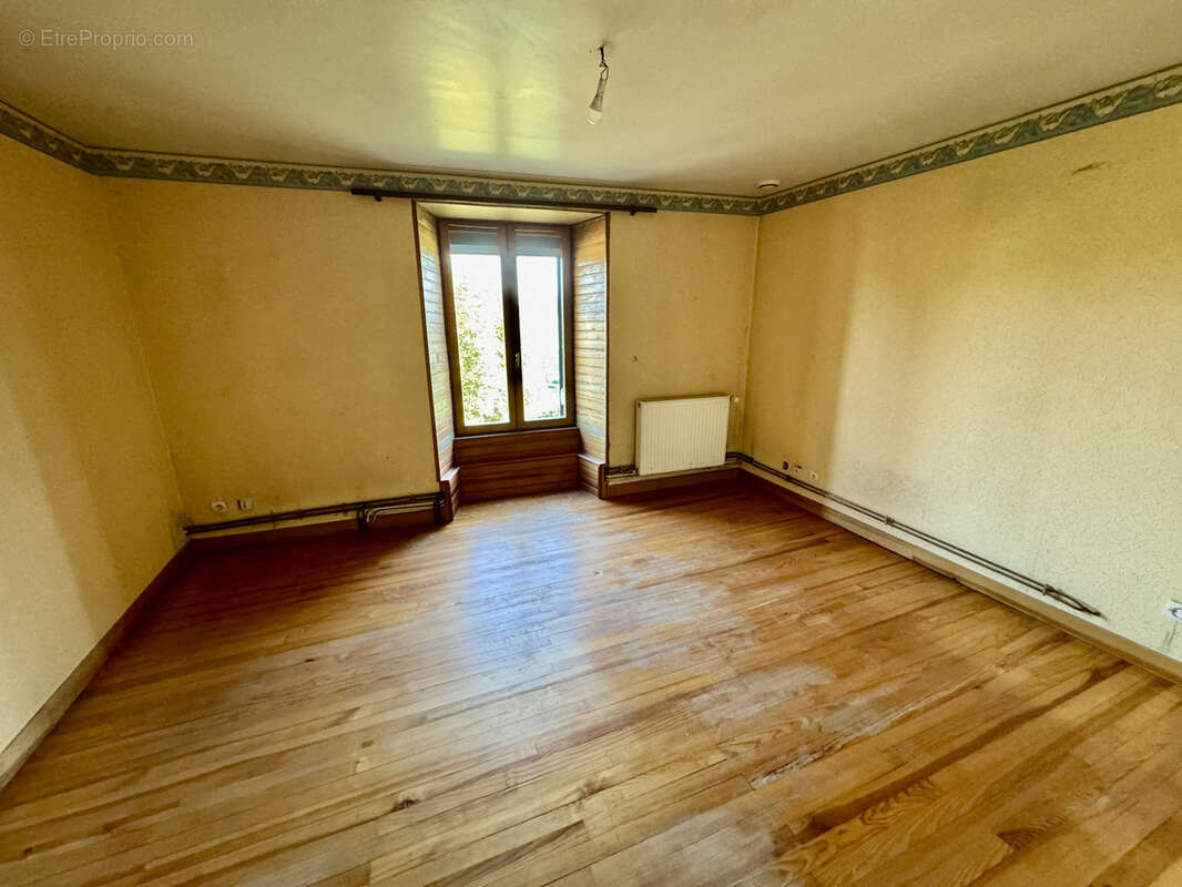 Maison à VILLERSEXEL