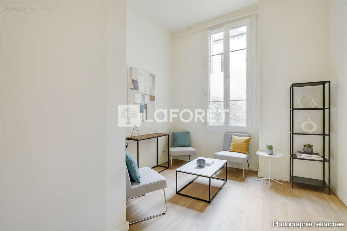 Appartement à PARIS-15E
