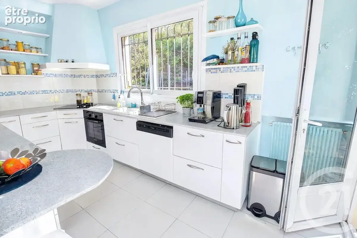 Maison 135 m² à Roquefort-Les-Pins  - photo 10