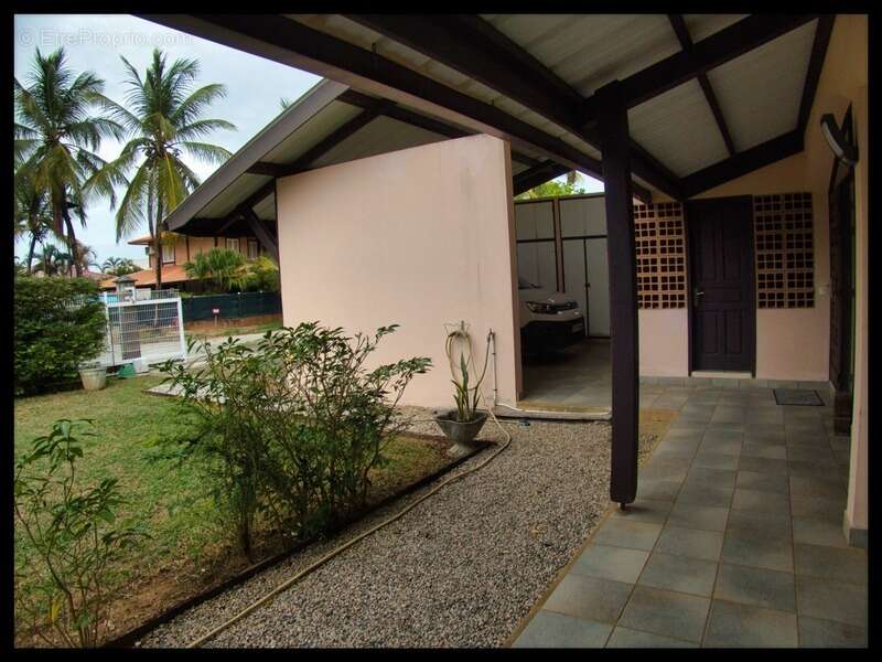 Maison à KOUROU
