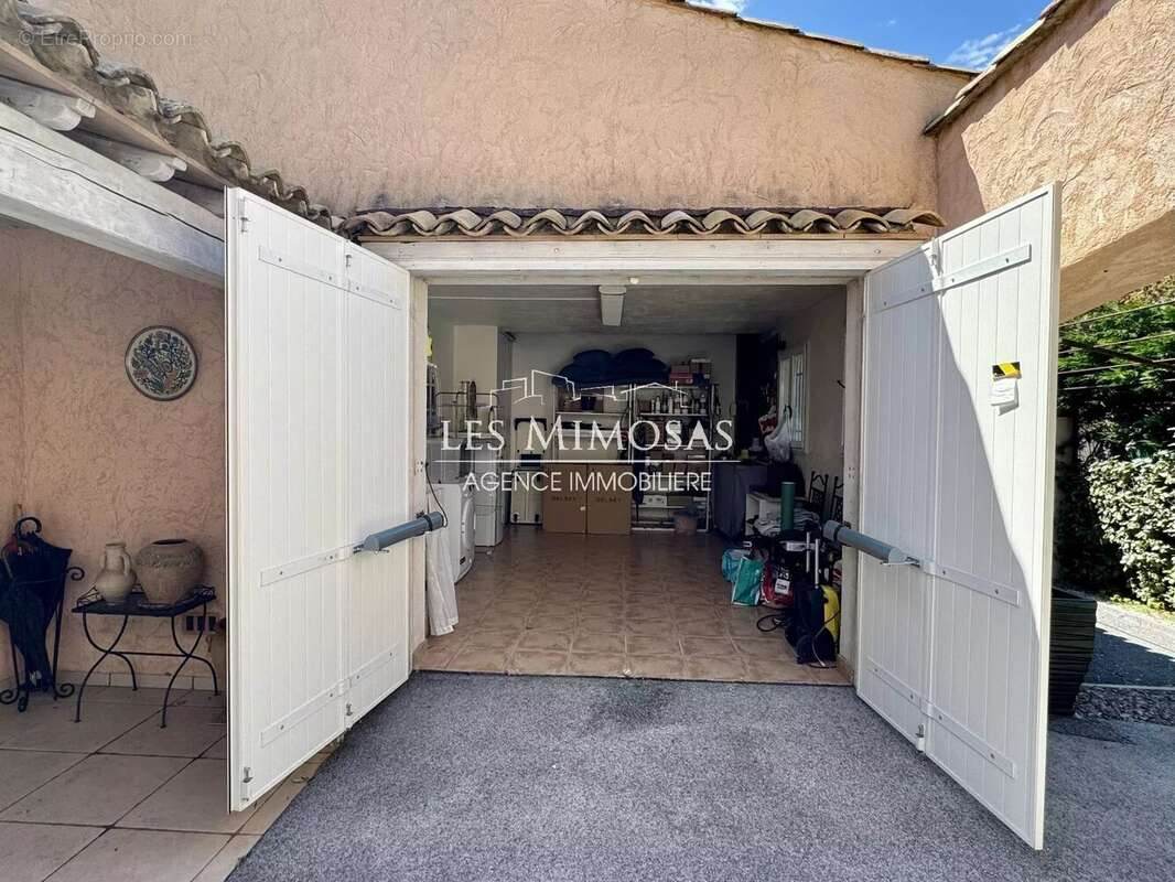 Maison à SAINT-RAPHAEL