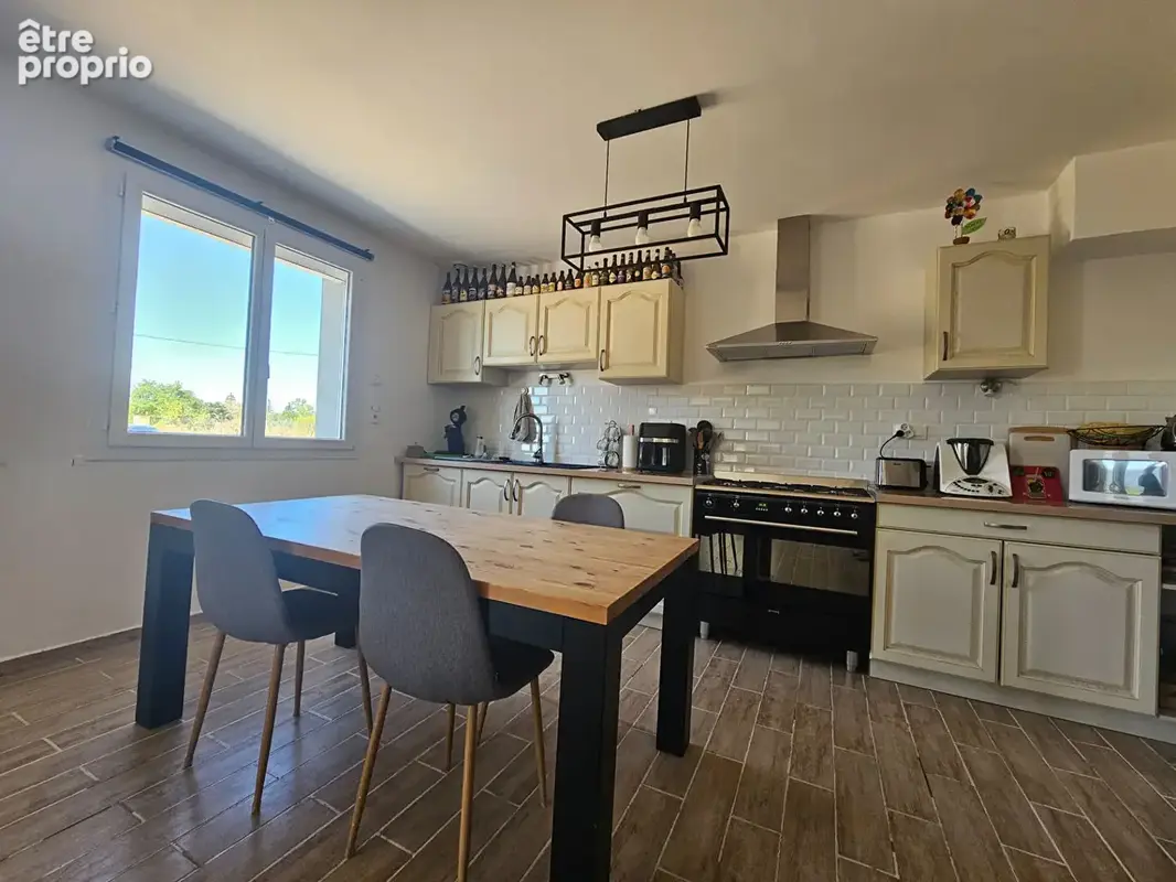 Maison 4 pièces 92 m2 sur 3270m² de terrain - photo 4