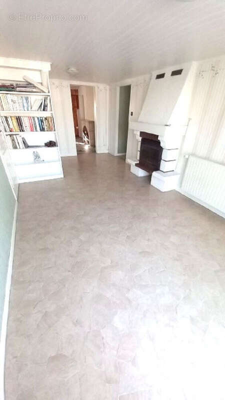 Maison à NIEUL-LE-DOLENT