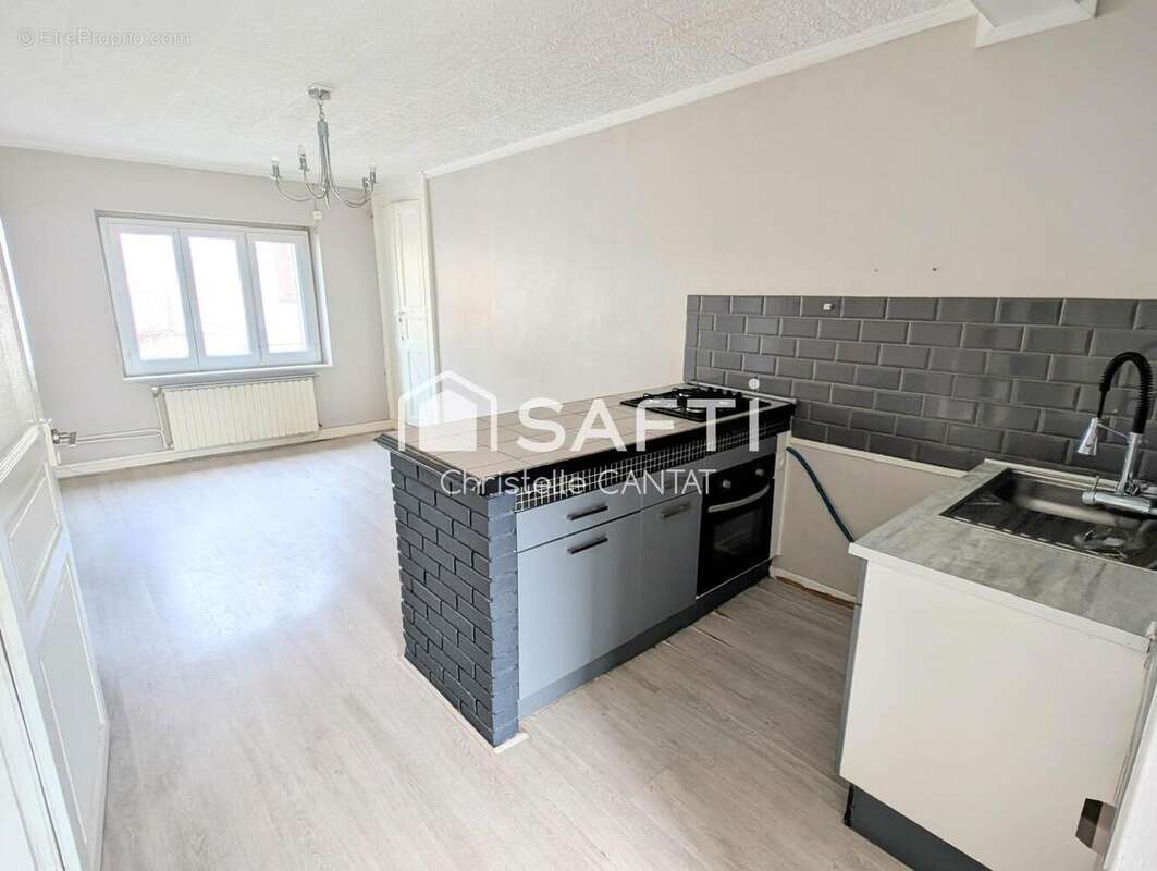 Photo 9 - Appartement à COMMENTRY