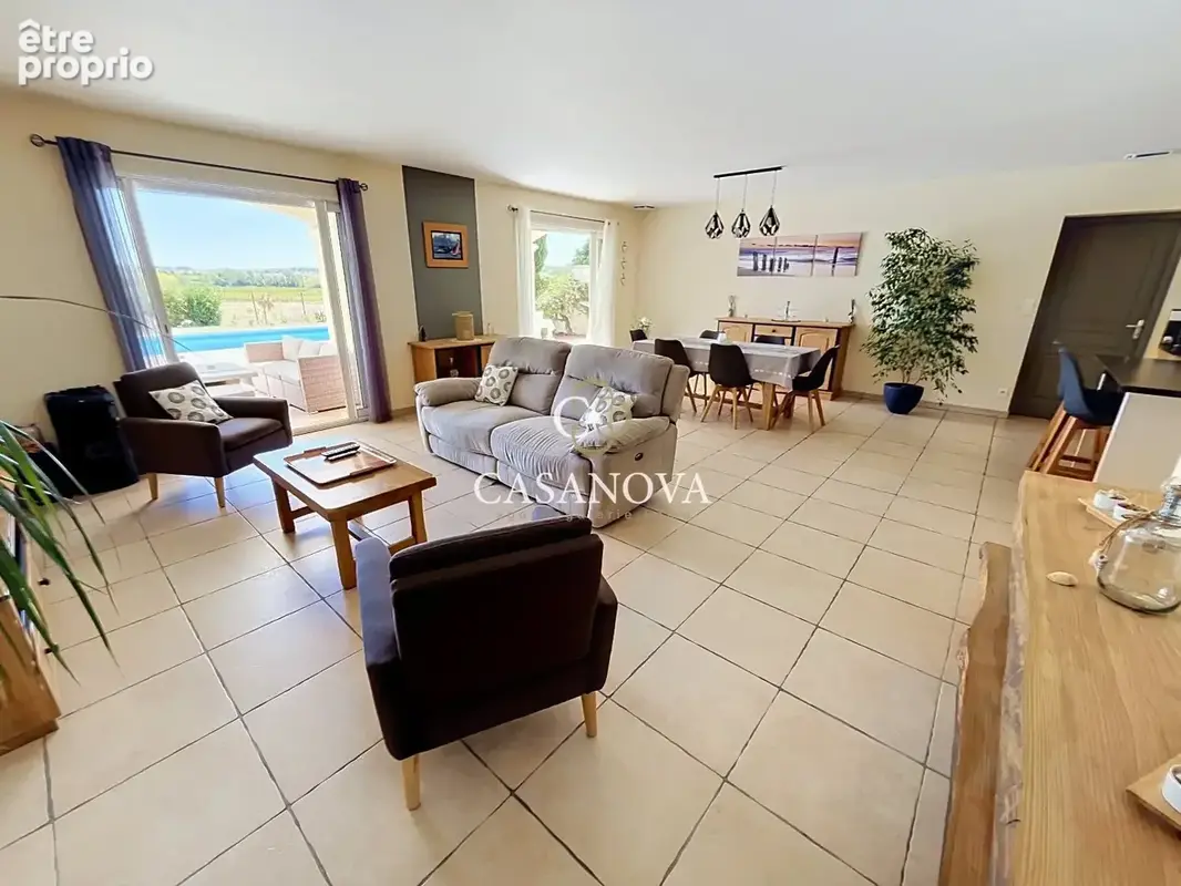 Proche BEZIERS, villa de plain-pied avec piscine, beaux extérieurs et vue panoramqiue - photo 5