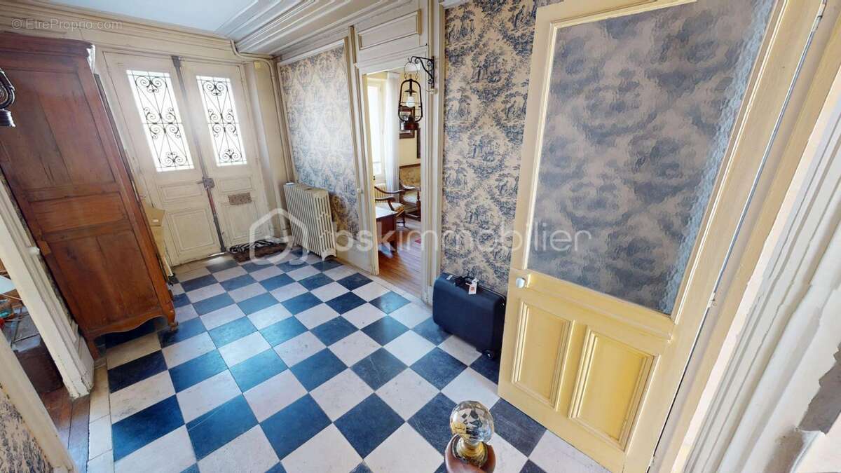 Maison à BOISCOMMUN