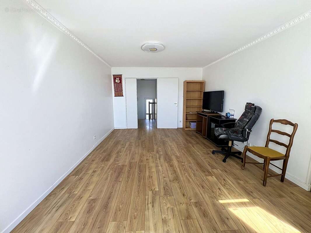 Appartement 80 m² à Sevran  - photo 3