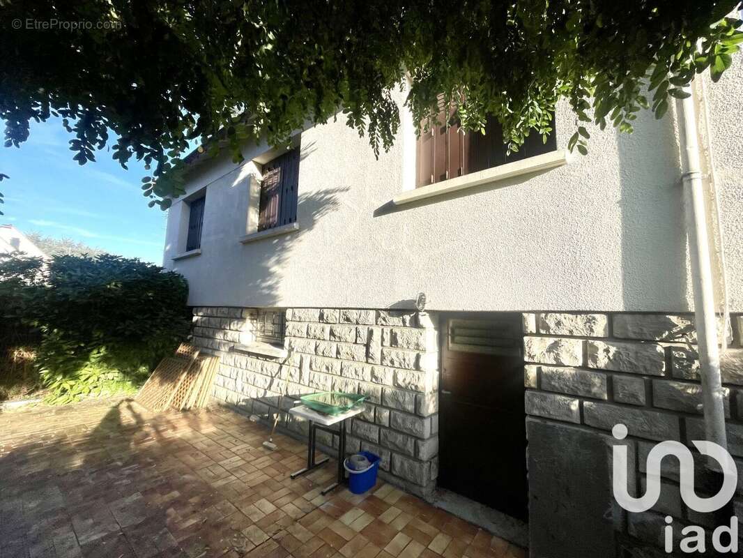 Photo 2 - Maison à BRUNOY