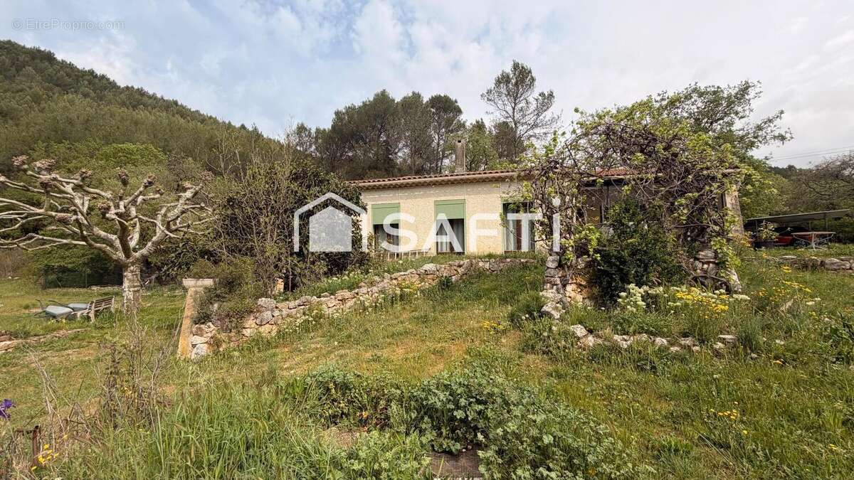 Photo 2 - Maison à SAINT-ZACHARIE