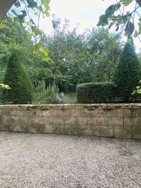 Appartement à COURTEUIL