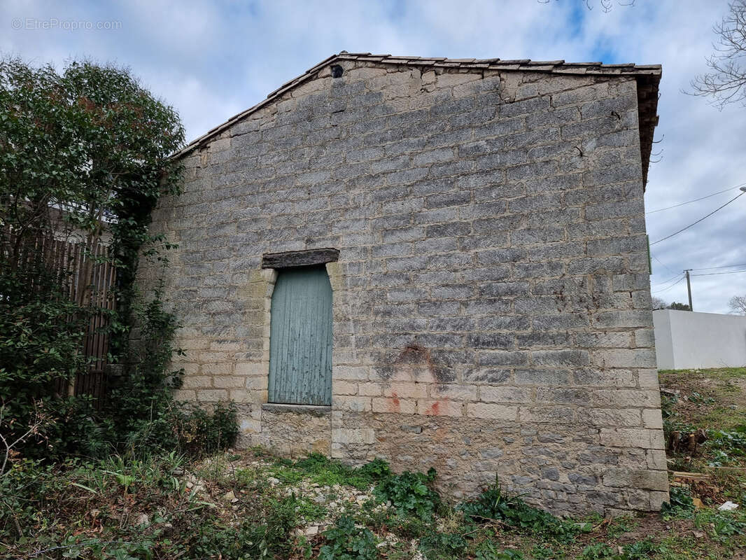 Maison à SAINT-BAUZILLE-DE-MONTMEL