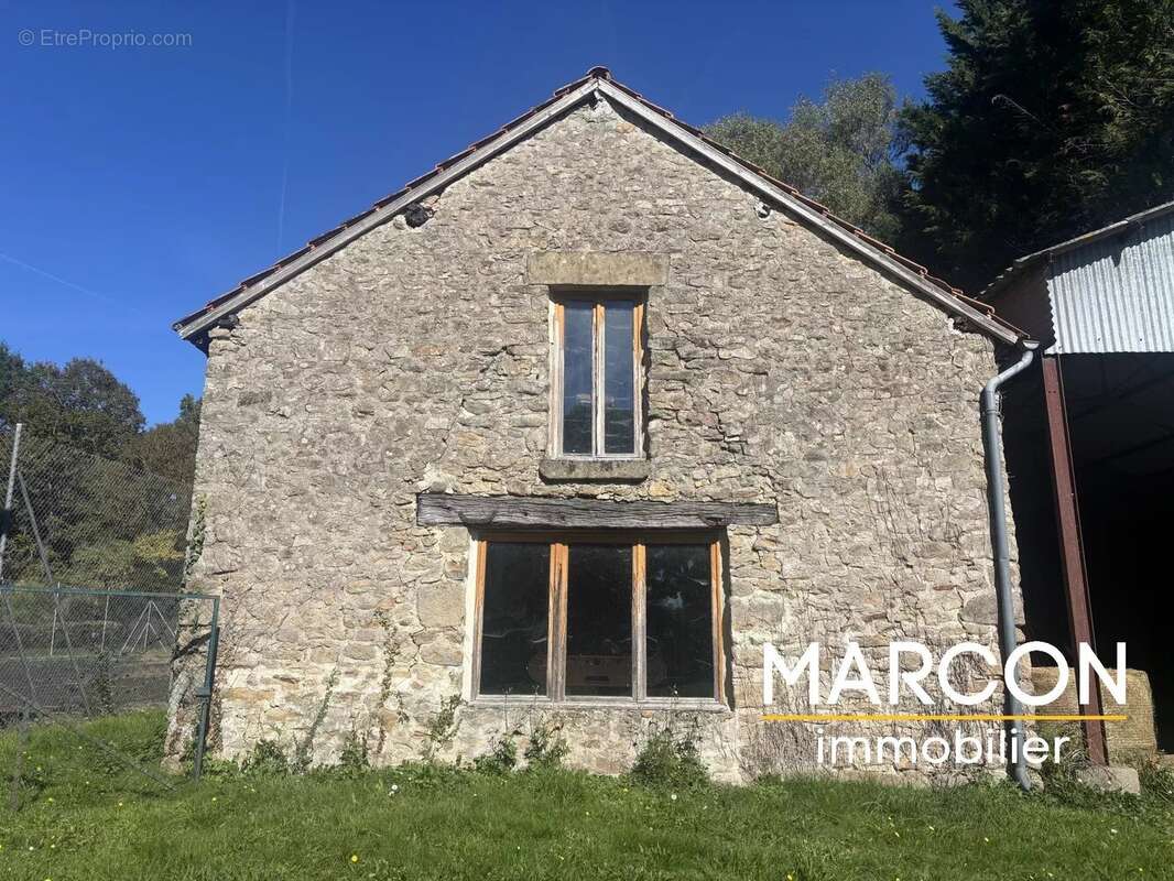 Maison à ARNAC-LA-POSTE