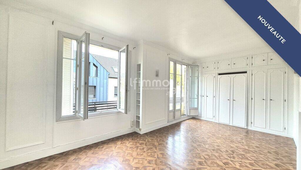 Appartement à COLOMBES