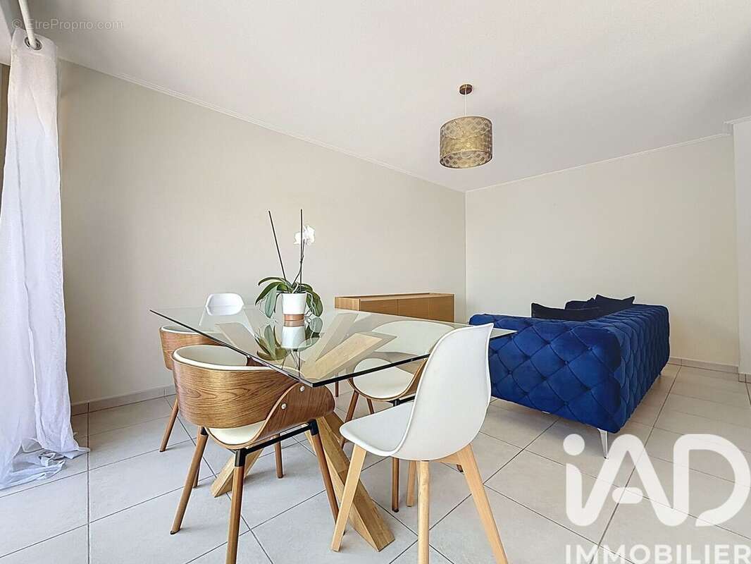Photo 3 - Appartement à MANDELIEU-LA-NAPOULE